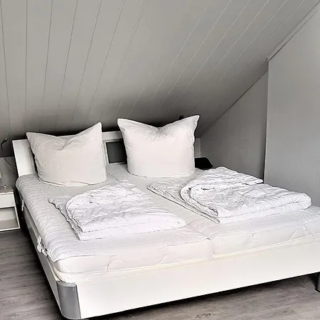 Haus Heide 1 *