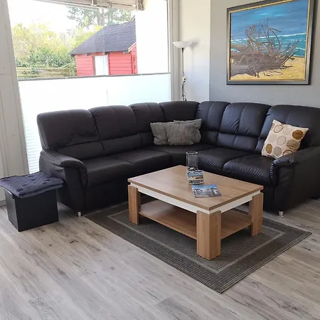 Holiday home Haus Heide 1